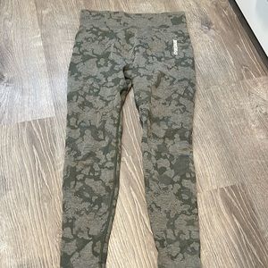 Gymshark adapt camo leggings